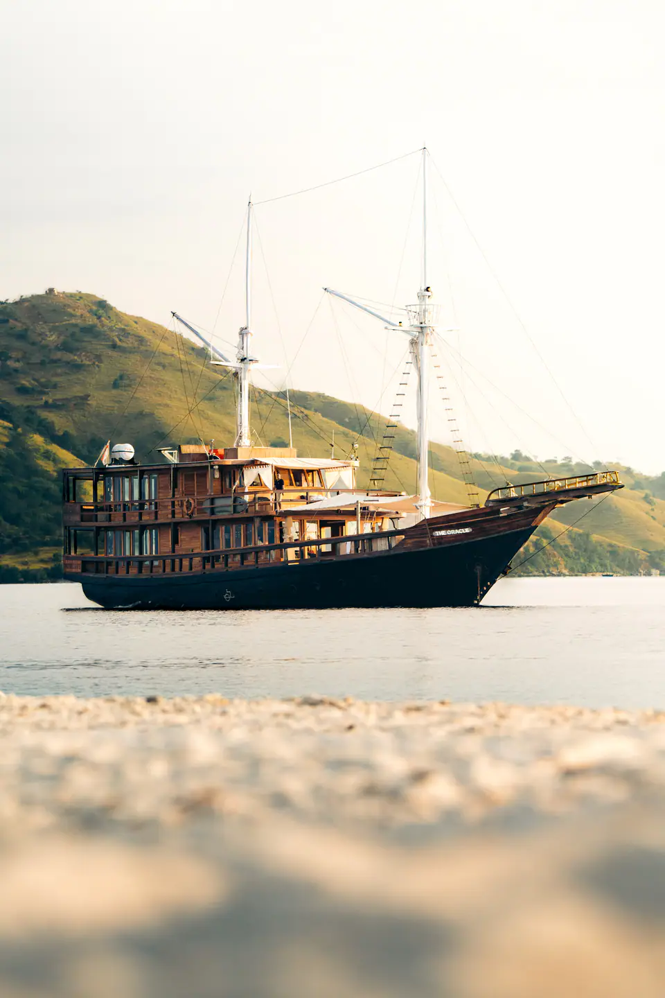 the-oracle-exterior-06